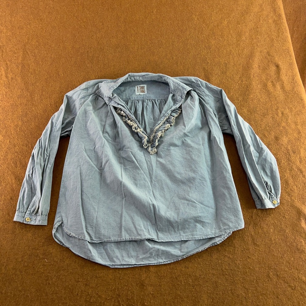 A Shirt Thing Womens Medium Blue Ruffle Trim Chambray V-Neck Blouse New
